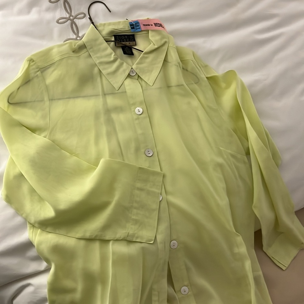 Sigrid Olsen lime, green sheer blouse